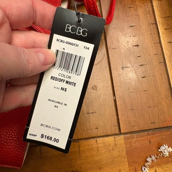 BCBG Red Bag set of 3! Tote, Purse and Wallet! - Picture 14 of 14